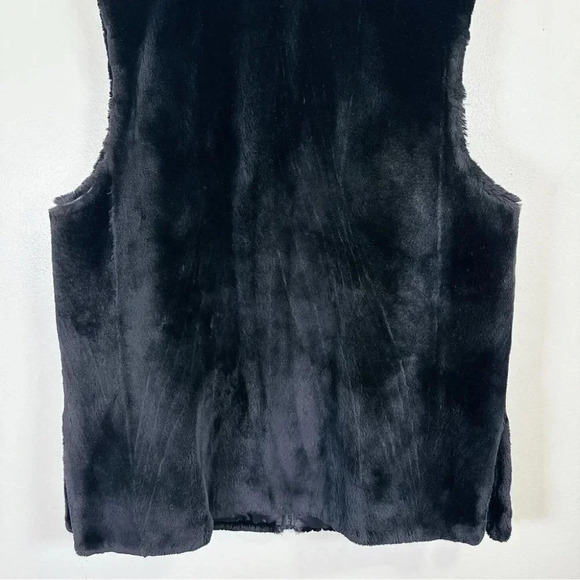 Vintage  Faux Fur Black Velvet Vest - Picture 16 of 16